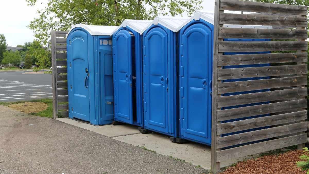 Porta Potty Rental Pros - Quality Portable Restroom Services in Coralville, IA, 52241